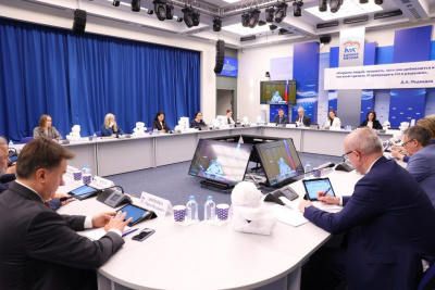 ЕР рассказала о новых стандартах помощи многодетным семьям в регионах / ЯСИА   