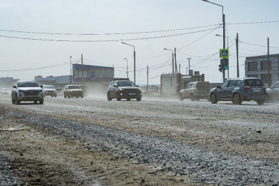 В Якутске усилят полив проезжей части на ремонтируемых участках дорог / ЯСИА Якутск Якутск Республика Саха (Якутия)