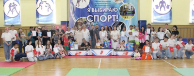 Малыши попробовали свои силы в своих первых соревнованиях /    