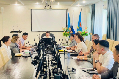 В Амгинском районе проводятся последние подготовительные работы к Ысыаху Олонхо / Айаал Аргунов   