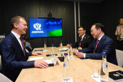 Развитие спортивной инфраструктуры в Якутии обсудили Айсен Николаев и Михаил Дегтярев / ЯСИА   Республика Саха (Якутия)