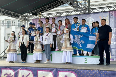 В Якутске наградили победителей финального этапа школьной спартакиады Якутии / Айаал Аргунов Якутск Якутск Республика Саха (Якутия)