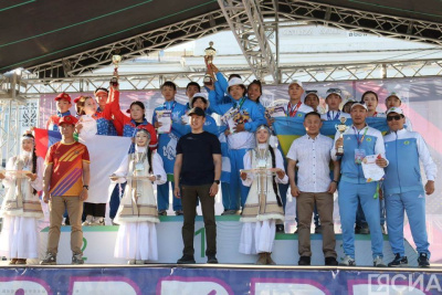 В Якутске наградили победителей спартакиады учащихся «Спортивные якутяне» / Дьулустаан Сергеев Якутск Якутск Республика Саха (Якутия)