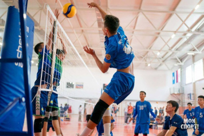 Стали известны победители соревнований по волейболу спартакиады учащихся Якутии / Айаал Аргунов   