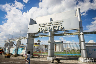 В спорткомплексах «Триумф» и «Дохсун», стадионе «Юность» завершают ремонт к играм «Дети Азии» / Карина Оконешникова Якутск Якутск Республика Саха (Якутия)