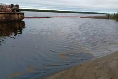 В Олекминском районе Якутии ликвидируют разлив нефтепродуктов / ЯСИА   