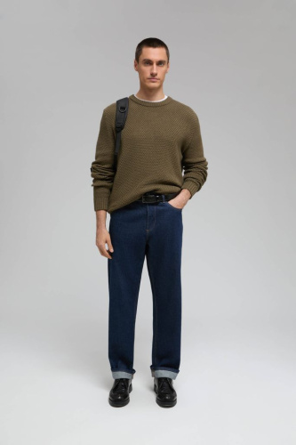 Джемпер с округлой горловиной прямого кроя