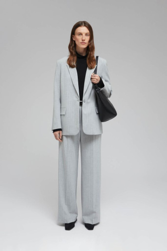 Прямые брюки в полоску