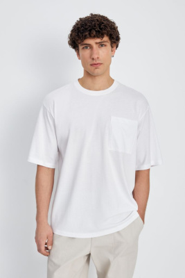 Футболка из хлопка с нагрудным карманом