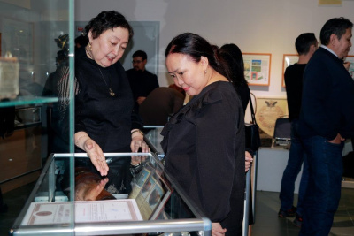 Около 18 тысяч человек посетили выставку «Сэдэх экспонаттар» в Якутске / Айаал Аргунов Якутск Якутск Республика Саха (Якутия)