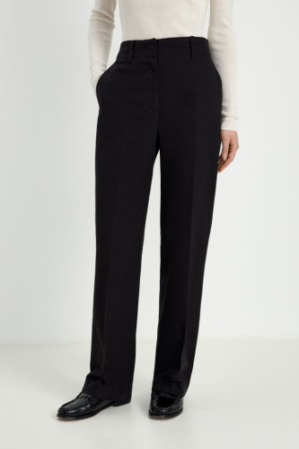 Брюки зауженного кроя