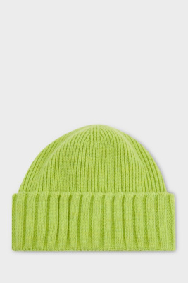 Шапка из шерсти