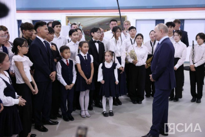 Визит президента впечатлил воспитанников Высшей школы музыки Якутии / ЯСИА   