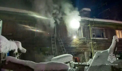 Двое мужчин погибли при пожаре в квартире в Якутске / ЯСИА Якутск Якутск Республика Саха (Якутия)