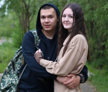 В Мирном проводили 15 призывников /    