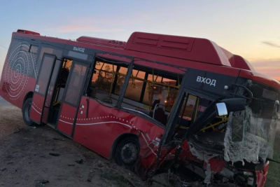 Стали известны подробности ДТП с маршрутным автобусом в Жатае / ЯСИА   