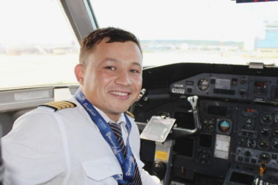 Пилот Никита Кашкарев выполнил первый самостоятельный полет в качестве командира / ЯСИА   