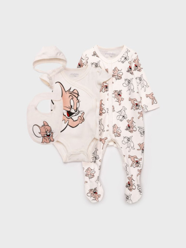 Комплект детский трикотажный для девочек: боди, комбинезон, нагрудник, чепчик