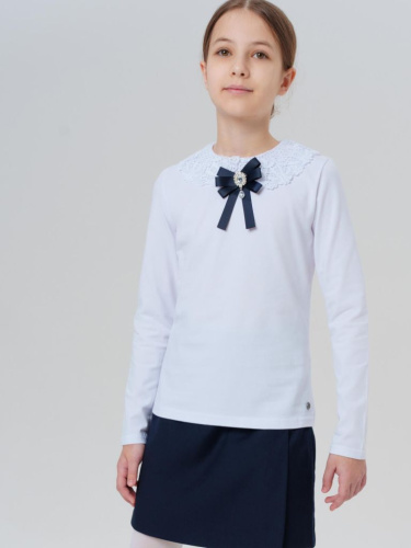 Трикотажная блузка с бантом