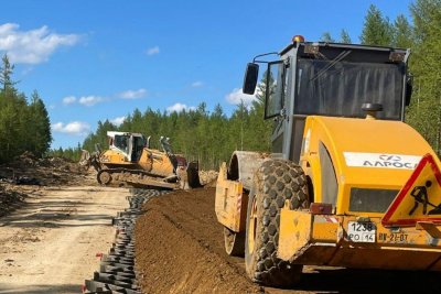 Современный метод ремонта используют на автодороге «Мухтуя» в Якутии / ЯСИА   Республика Саха (Якутия)