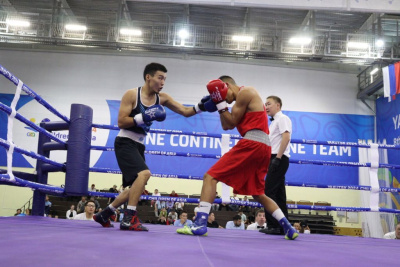 В Горном районе стартовал чемпионат Якутии по боксу среди мужчин / Дьулустаан Сергеев   