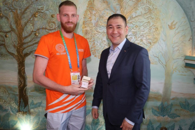 «Надо думать, как стать лучше»: чемпион Европы Даниил Цыплаков дал совет участникам игр «Дети Азии» / Николай Борисов   