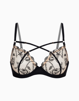 Бюстгальтер с мягкими чашками на стане CD689