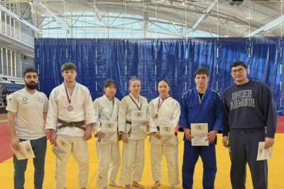 Дзюдоистки сборной Якутии стали победительницами первенства Дальнего Востока / Дьулустаан Сергеев   