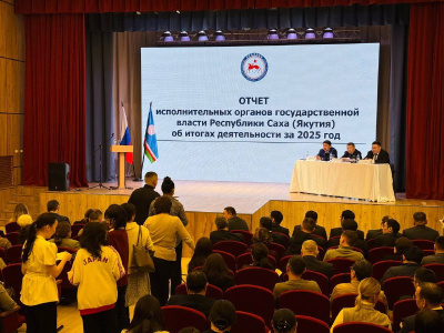 Отчет правительства Якутии заслушали в Автодорожном и Сайсарском округах / ЯСИА   