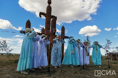 Конкурс ансамблей хомусистов прошел на празднике Ысыах Туймаады / Нарыйа Пахомова   