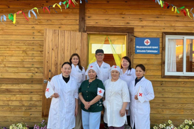 Около 300 обращений поступило медикам на Ысыахе Туймаады / ЯСИА   