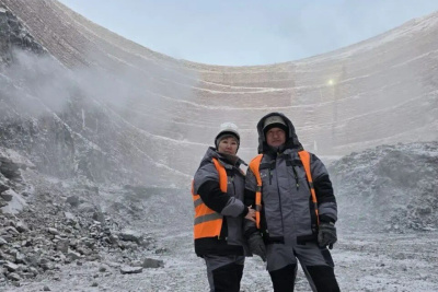 Хранительницы алмазного огня: как работа женщин делает АЛРОСА сильнее / ЯСИА   