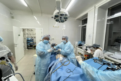 Мобильные хирурги начали работу в Алданском районе / ЯСИА   