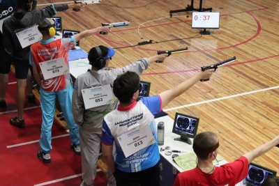 Якутянка Виктория Ераскумова завоевала серебряную медаль в пулевой стрельбе игр «Дети Азии» / Карина Оконешникова   