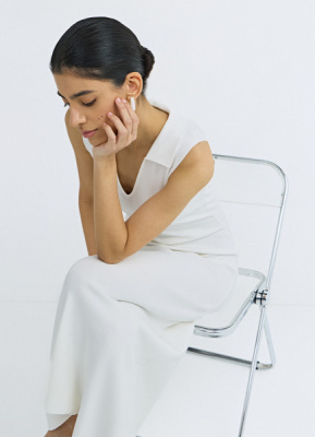 Вязаное платье с воротником-поло, Бежевый