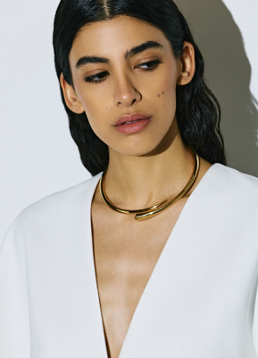 Женское колье, Золотой