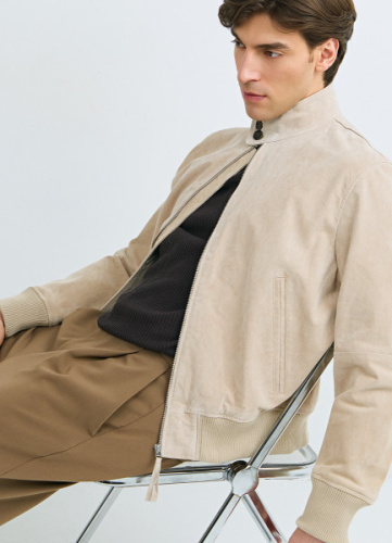Бомбер из натуральной замши, Бежевый