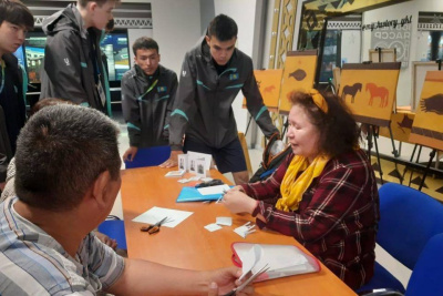 Туристы из Казахстана побывали на экскурсии по Якутску / ЯСИА Якутск Якутск Республика Саха (Якутия)