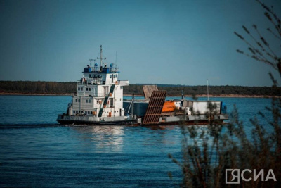 Из-за сильного ветра приостановлена работа паромной переправы Кангалассы — Соттинцы / ЯСИА   