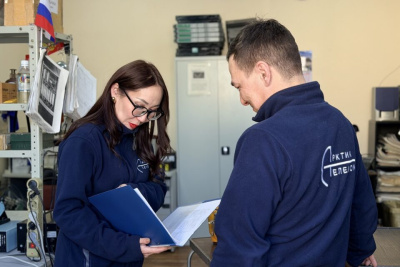 Баланс между проводами и вязанием: будни женщины-связиста / ЯСИА   