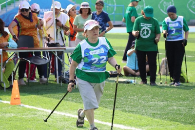 Лучших по технике выполнения северной ходьбы определили в Якутске / ЯСИА Якутск Якутск Республика Саха (Якутия)