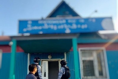 Грязное оборудование, таракан в зале. В Якутске из-за антисанитарии закрыли кафе / ЯСИА Якутск Якутск Республика Саха (Якутия)