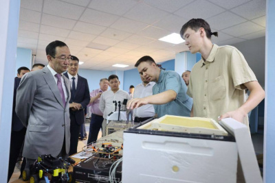 Глава Якутии призвал АГАТУ взаимодействовать с министерствами для подготовки востребованных кадров / ЯСИА   