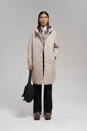 Стеганое пальто с искусственным утеплителем