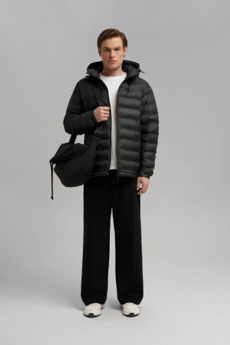 Стеганая куртка с искусственным утеплителем и водоотталкивающей пропиткой