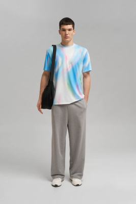 Спортивная футболка с перфорацией