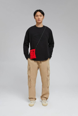 Лонгслив оверсайз силуэта