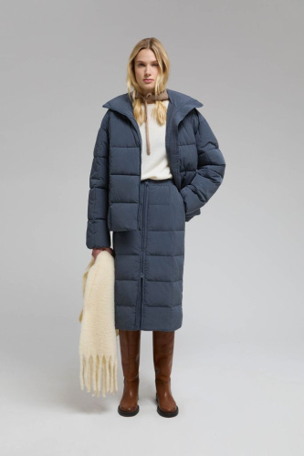 Утепленная юбка на молнии прямого силуэта