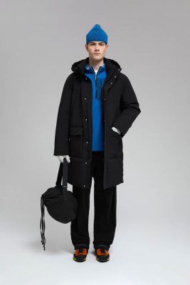 Утепленная парка с капюшоном