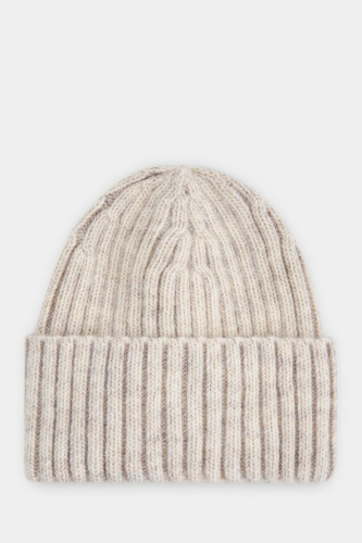 Шапка из натуральной шерсти